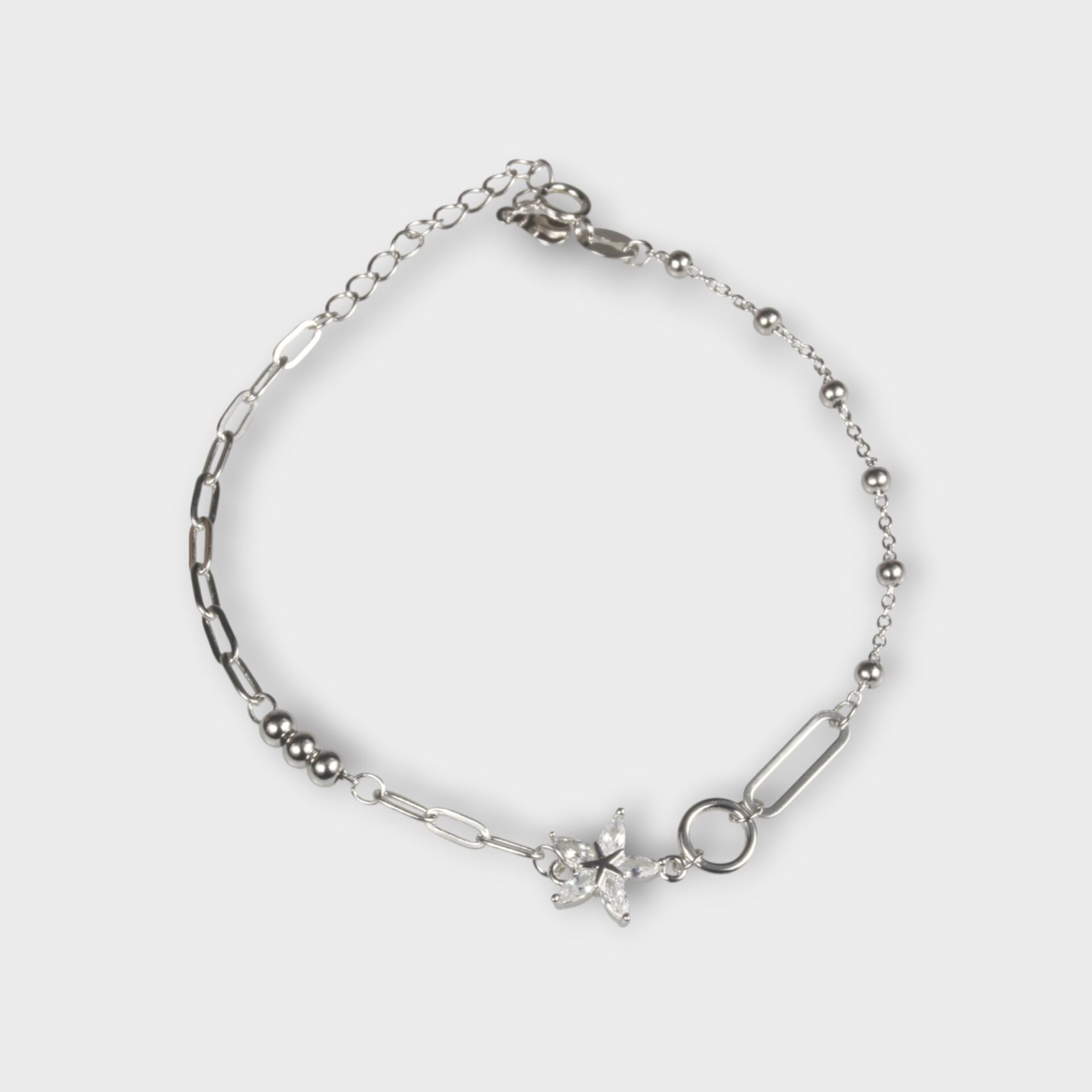 Livatilla Altın Kaplama Dorika Toplu Yıldız 925 Ayar Gümüş Kadın Bileklik