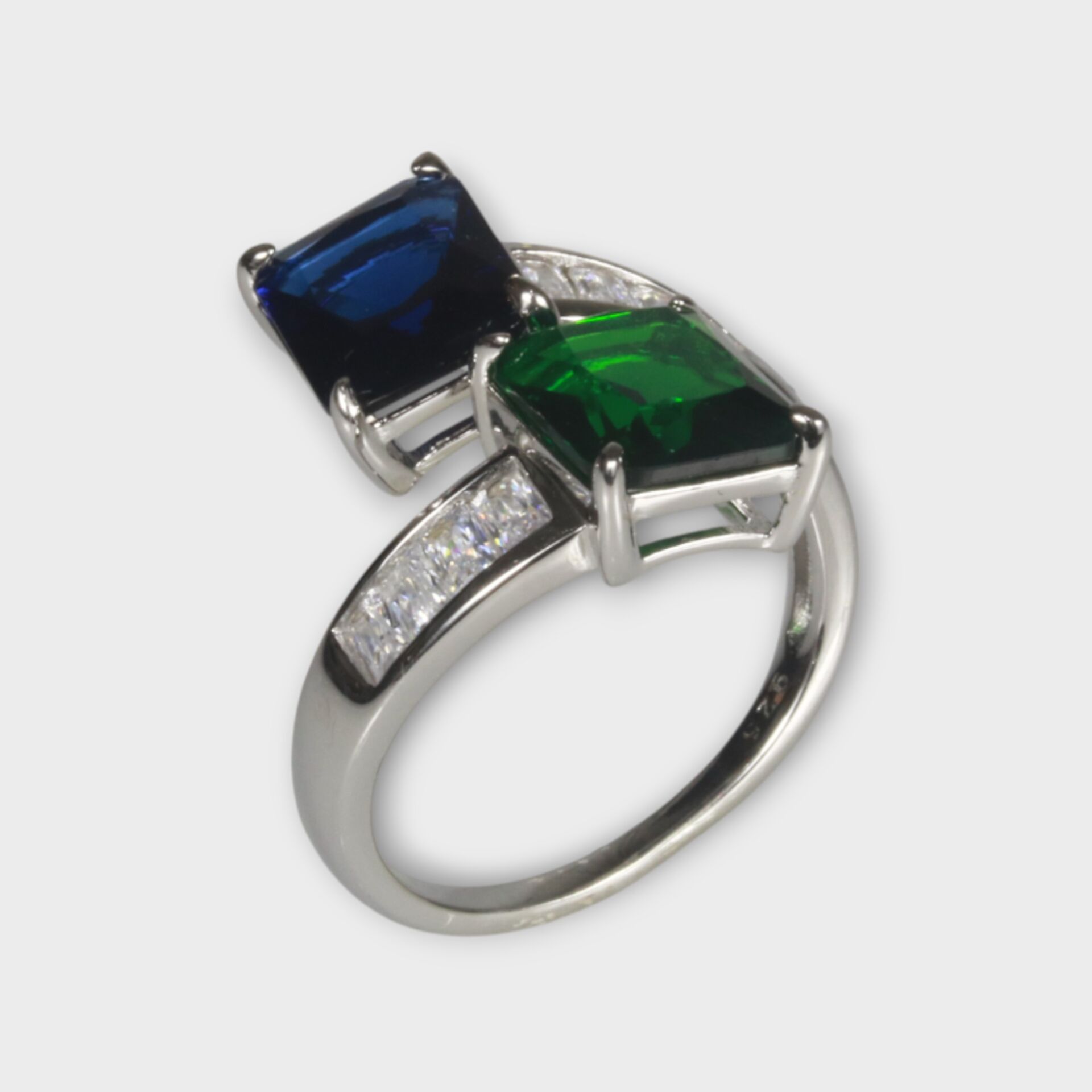 Livatilla Zümrüt Ve Safir Şıklığı 925 Ayar Gümüş Kadın Yüzük