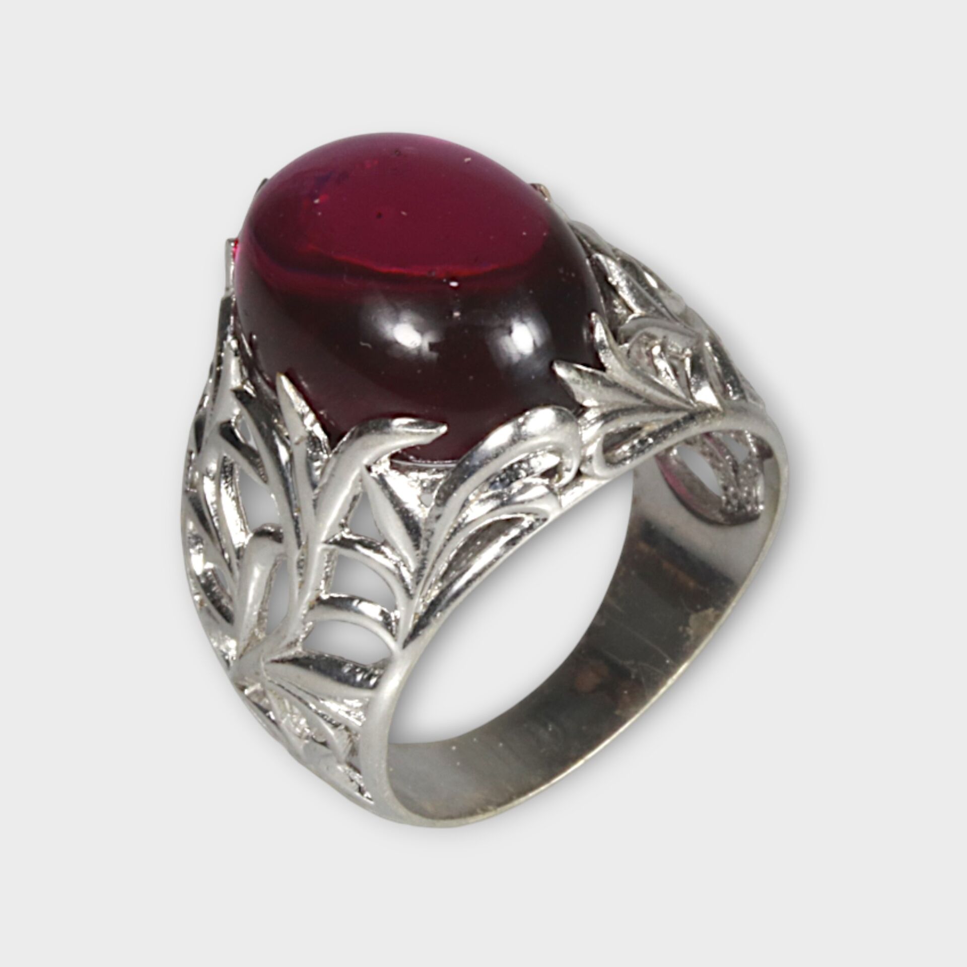 Livatilla Rubby (Yakut) Taşlı 925 Ayar Gümüş Kadın Yüzük