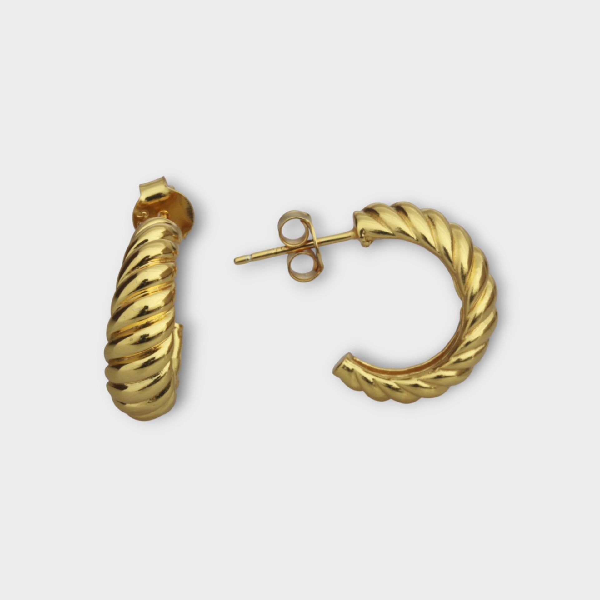 Livatilla Altın Kaplama Burgu Model 925 Ayar Gümüş Kadın Küpe Şık Tasarım