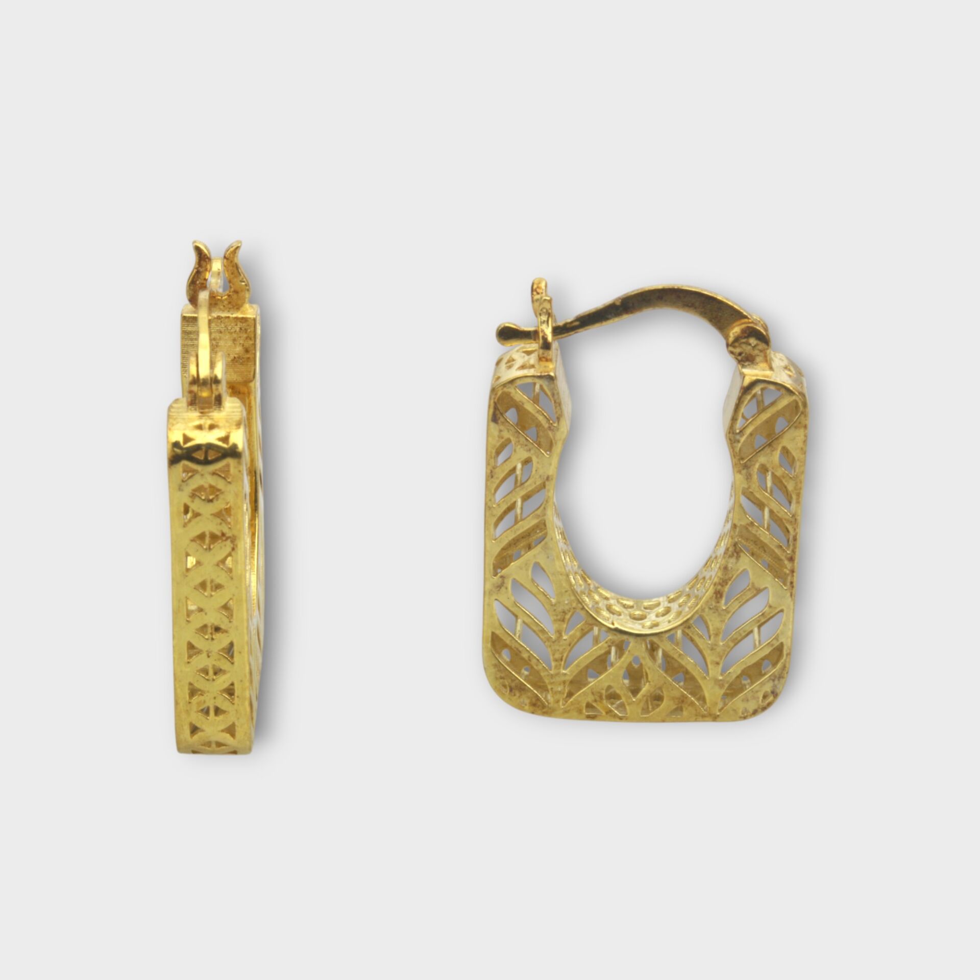 Livatilla Altın Kaplama Dikdörtgen Model 925 Ayar Gümüş Kadın Küpe  Şık Tasarım