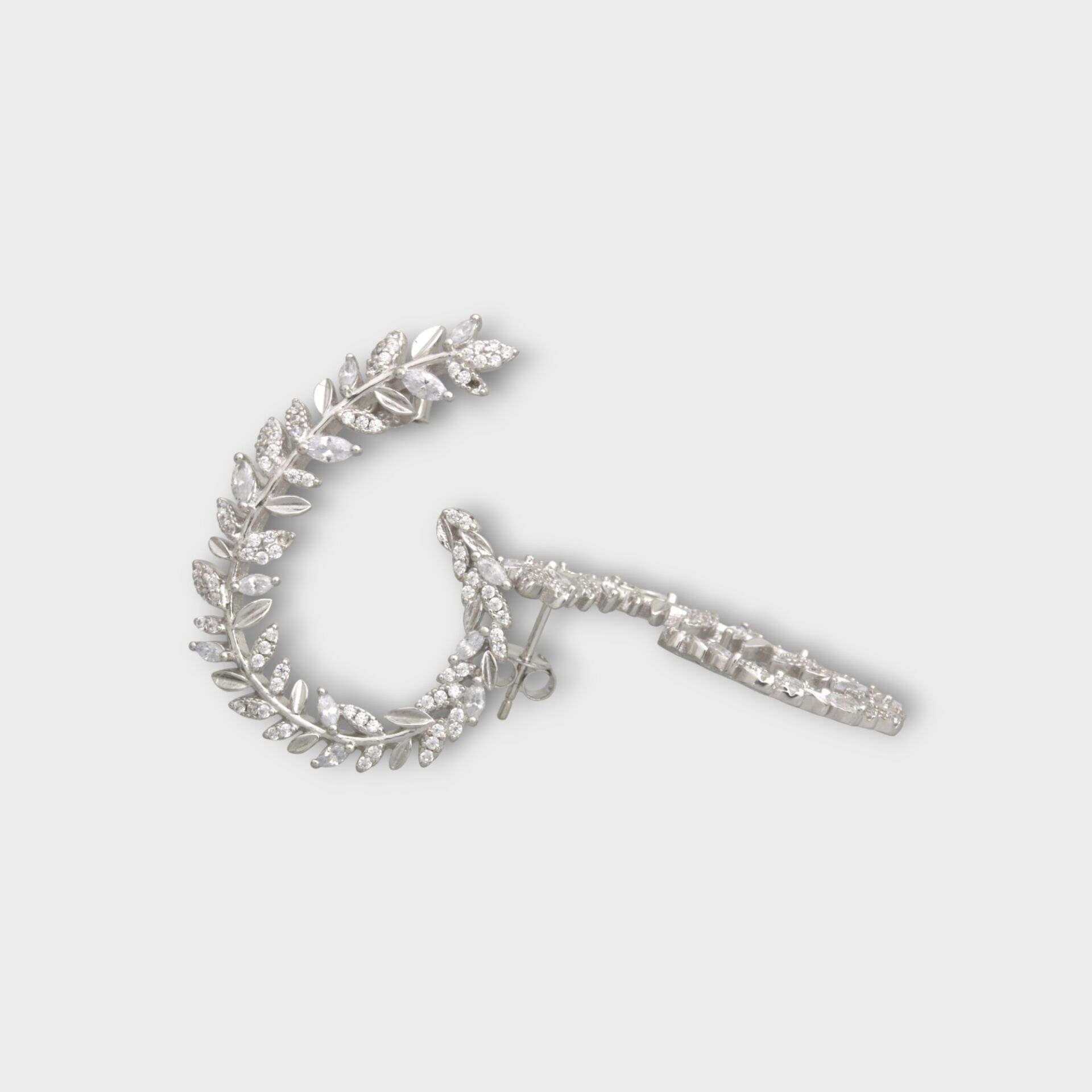 Livatilla Fantezi Zeytin Dalı Model 925 Ayar Gümüş Kadın Küpe  Şık Tasarım