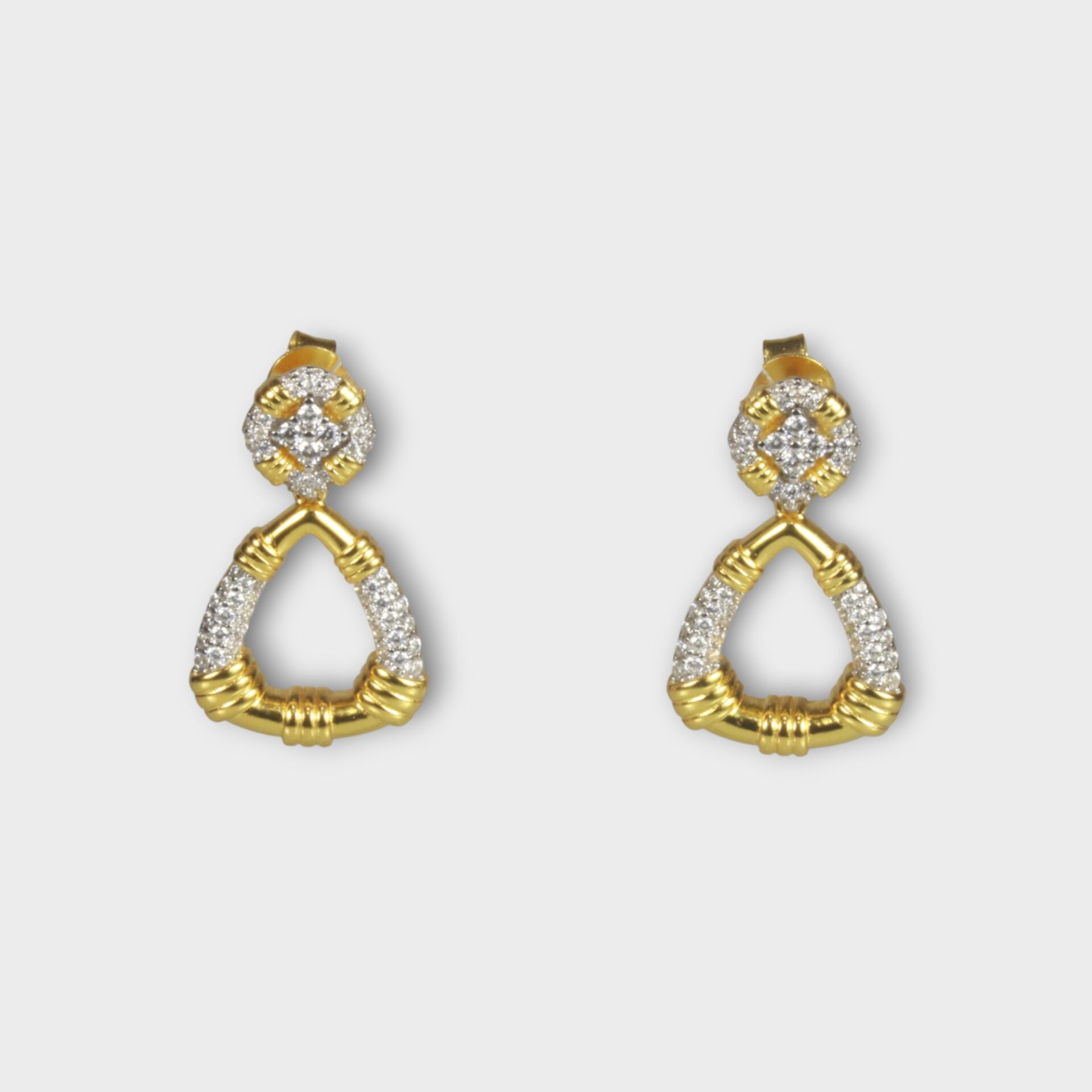 Livatilla Altın Kaplama Vintage Zirkonyum Üçgen Model Gümüş Kadın Küpe