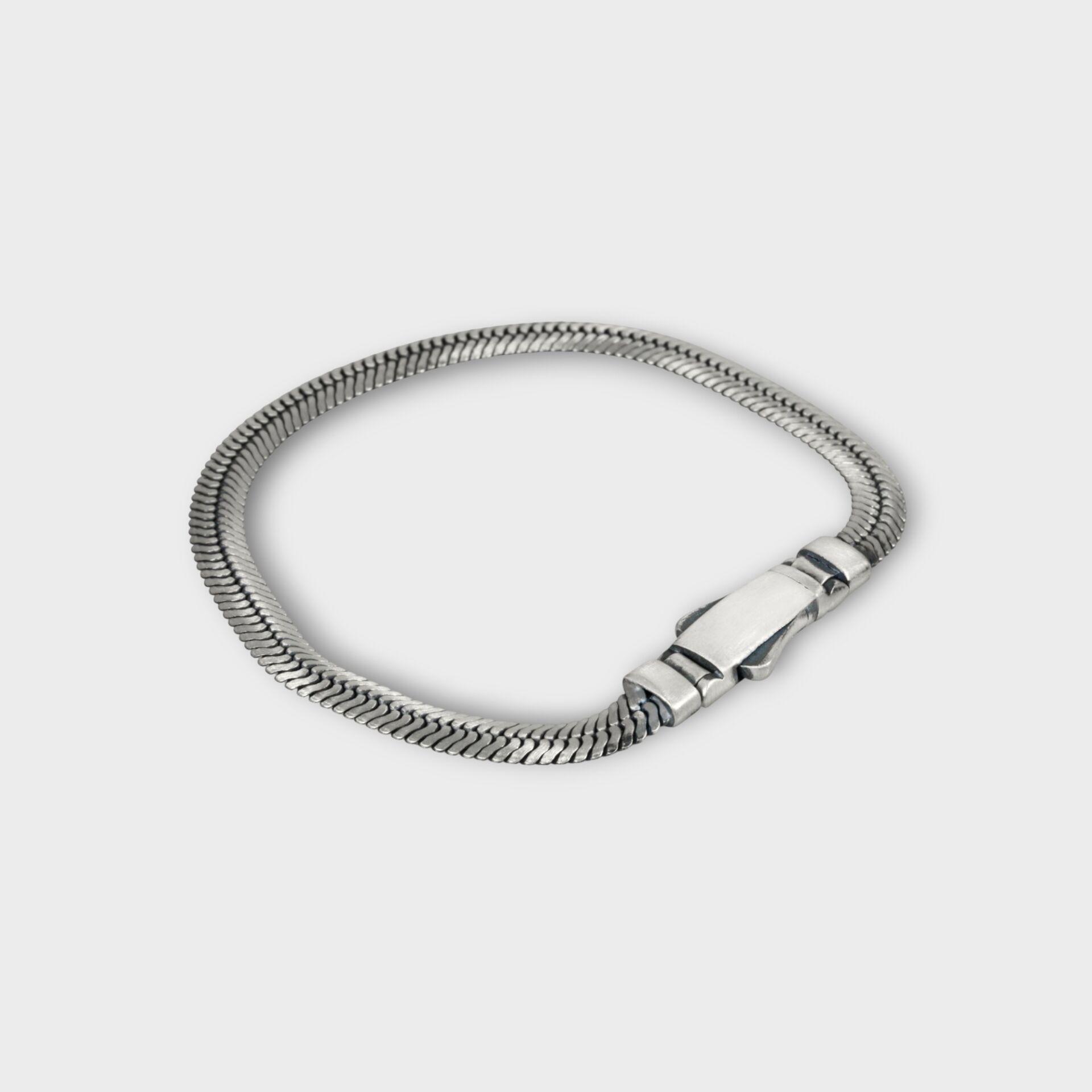 Livatilla Mat Yılan Zincir Model 925 Ayar Gümüş Erkek Bileklik Şık Tasarım