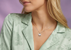 Livatilla Sedef Taşlı Bulut Model Gümüş Kadın Kolye