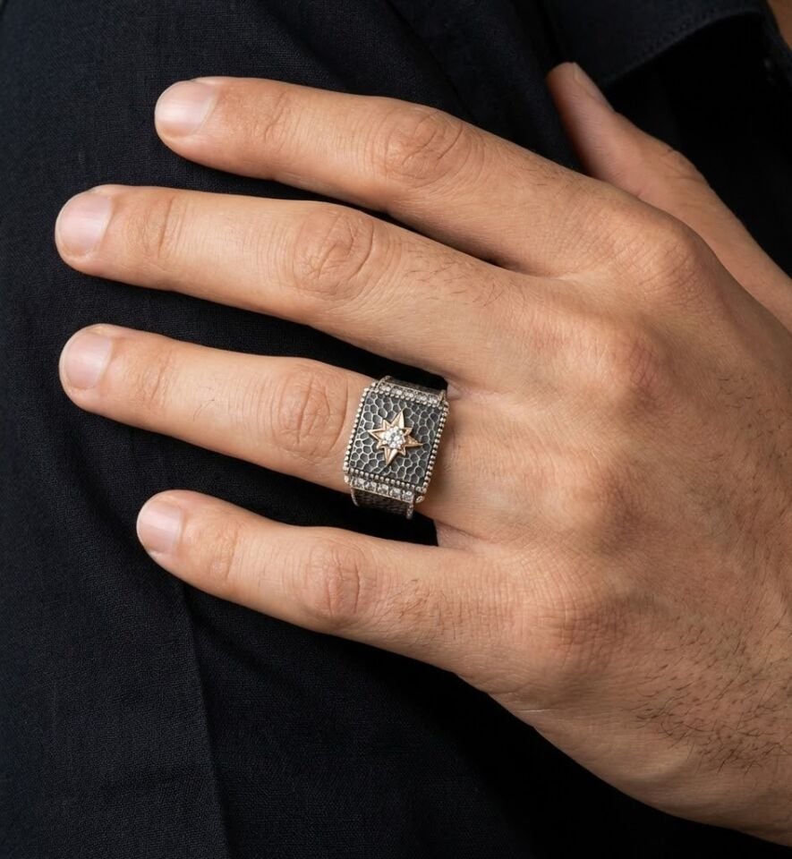 Eskitme Model Kuzey Yıldız Gümüş Erkek Yüzük